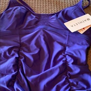 Athleta tankini top